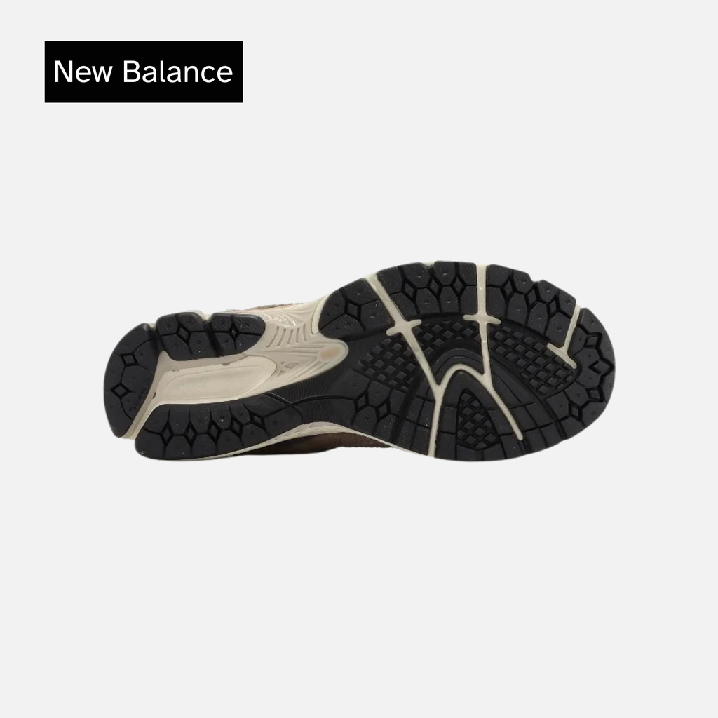 New Balance 2002R Mushroom Hazy Peach